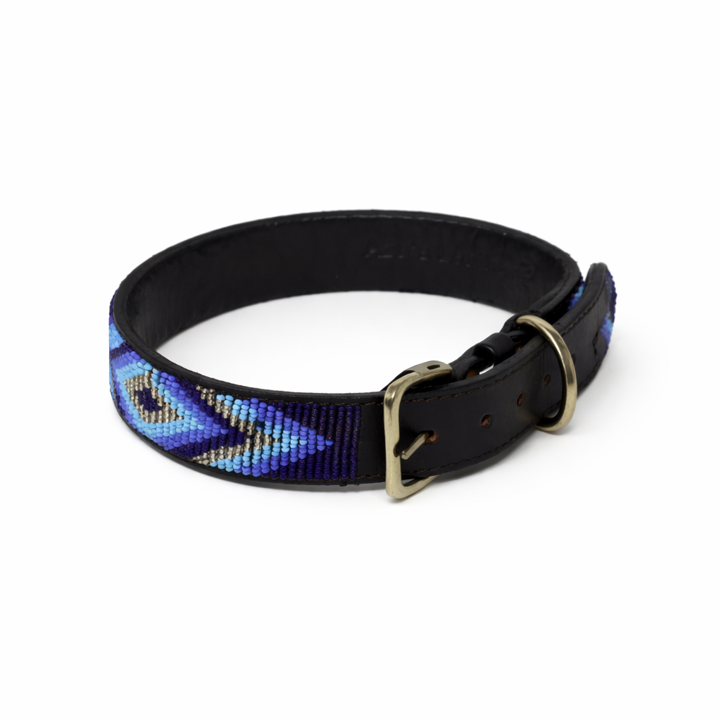Collier en cuir perlé Massaï pour chien - Fait main - Motif géométrique bleu